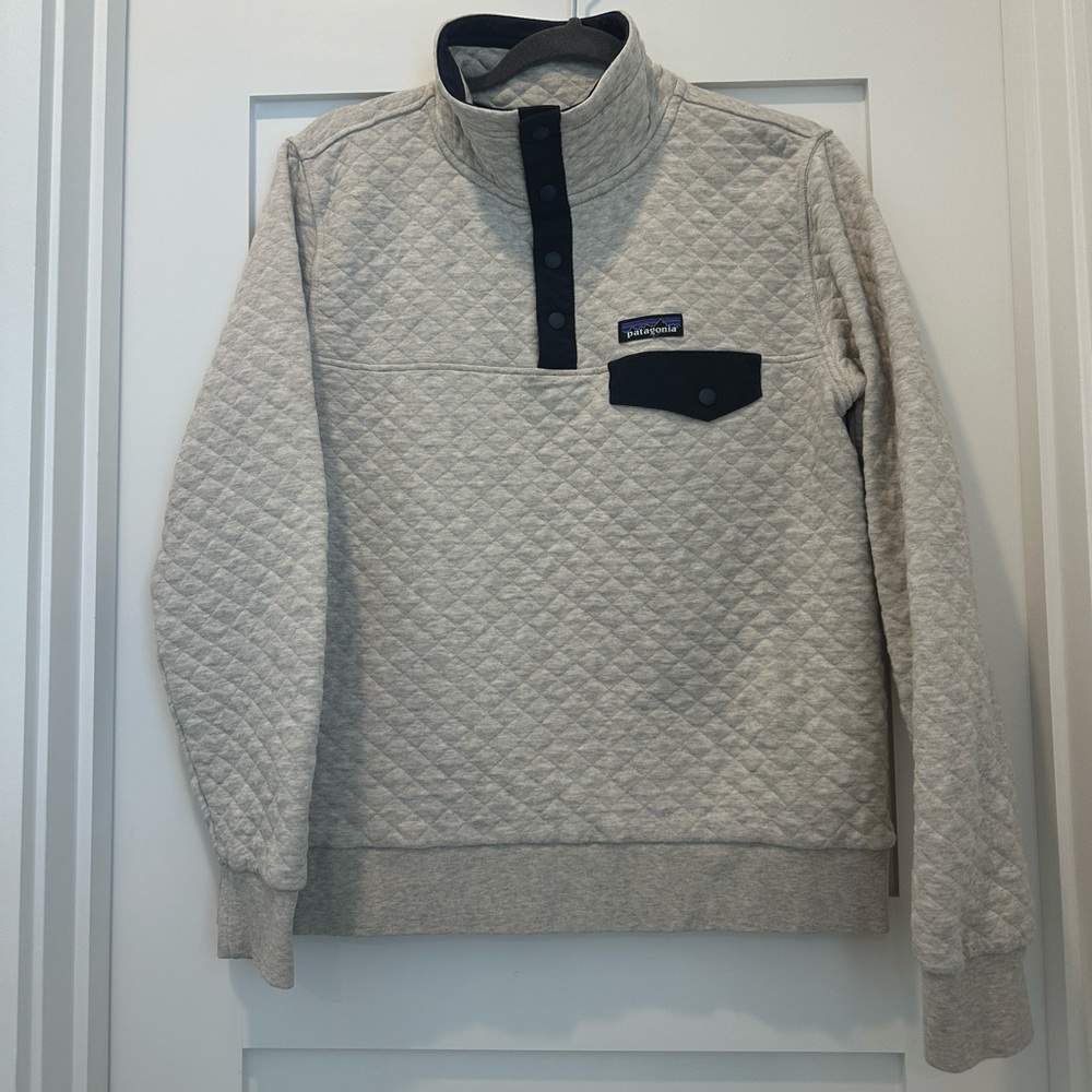 Patagonia quilted pullover